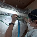 さいたま市 南区のエアコンクリーニング、高圧洗浄の作業風景、【お掃除どんちゃん】