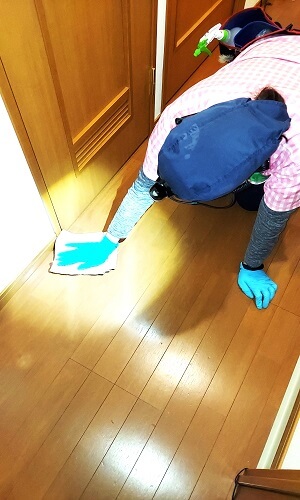 さいたま市見沼区の掃除代行、床の掃除【お掃除どんちゃん】