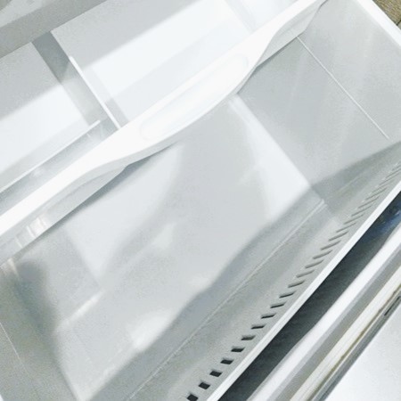 埼玉県草加市の冷蔵庫クリーニング、冷凍、野菜室、洗浄後【お掃除どんちゃん】
