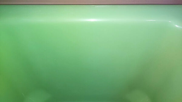 足立区で浴室クリーニング、浴槽内部の水垢と石鹸カス除去、after【お掃除どんちゃん】